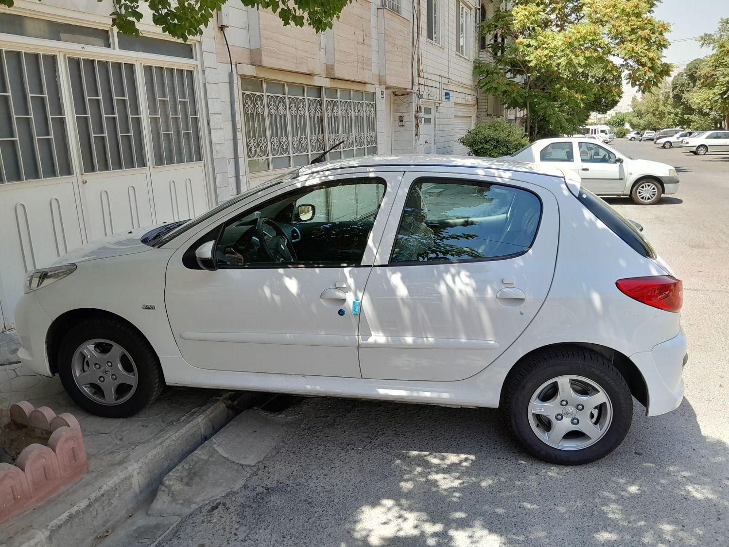 پژو 207i اتوماتیک TU5P، مدل ۱۴۰۲|خودرو سواری و وانت|تهران, زیبادشت|دیوار
