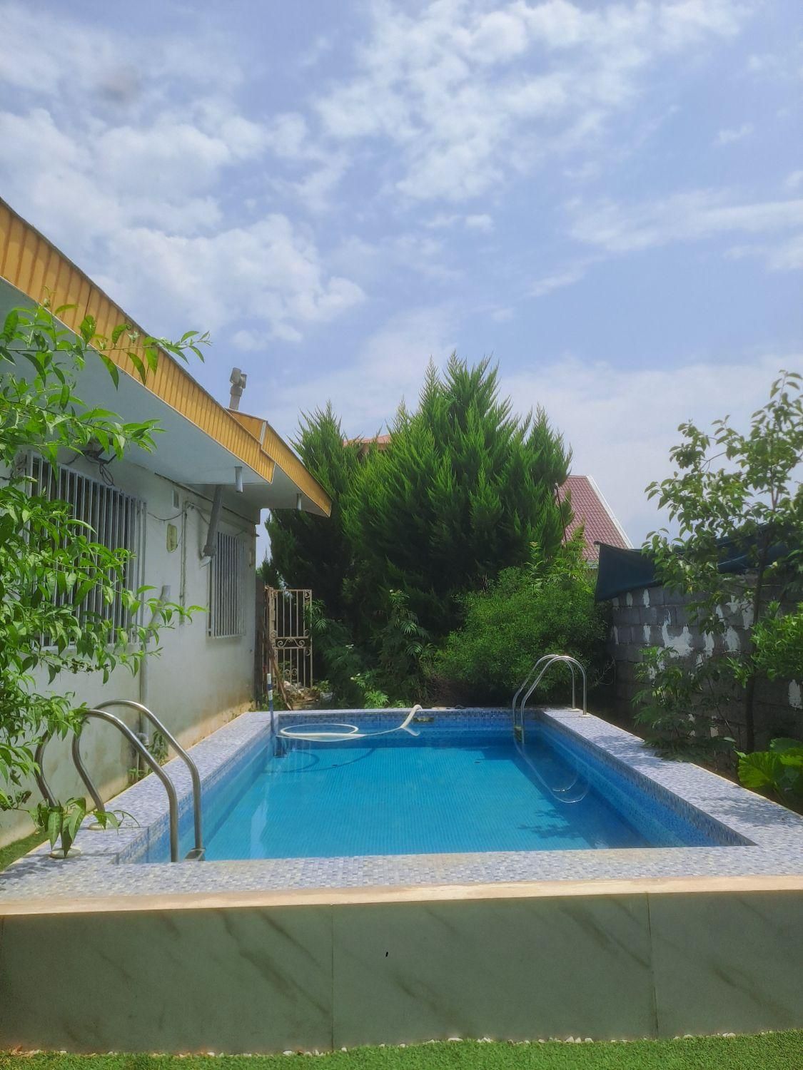 ویلا جنگلی استخر رو باز (آب داغ) و بیلیارد|اجارهٔ کوتاهمدت ویلا و باغ|رامسر, |دیوار