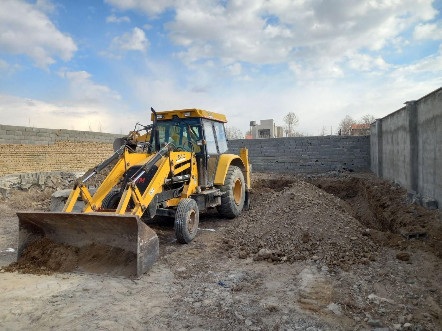 بیل بکهو|خودرو سنگین|هشتگرد, تهران دشت|دیوار