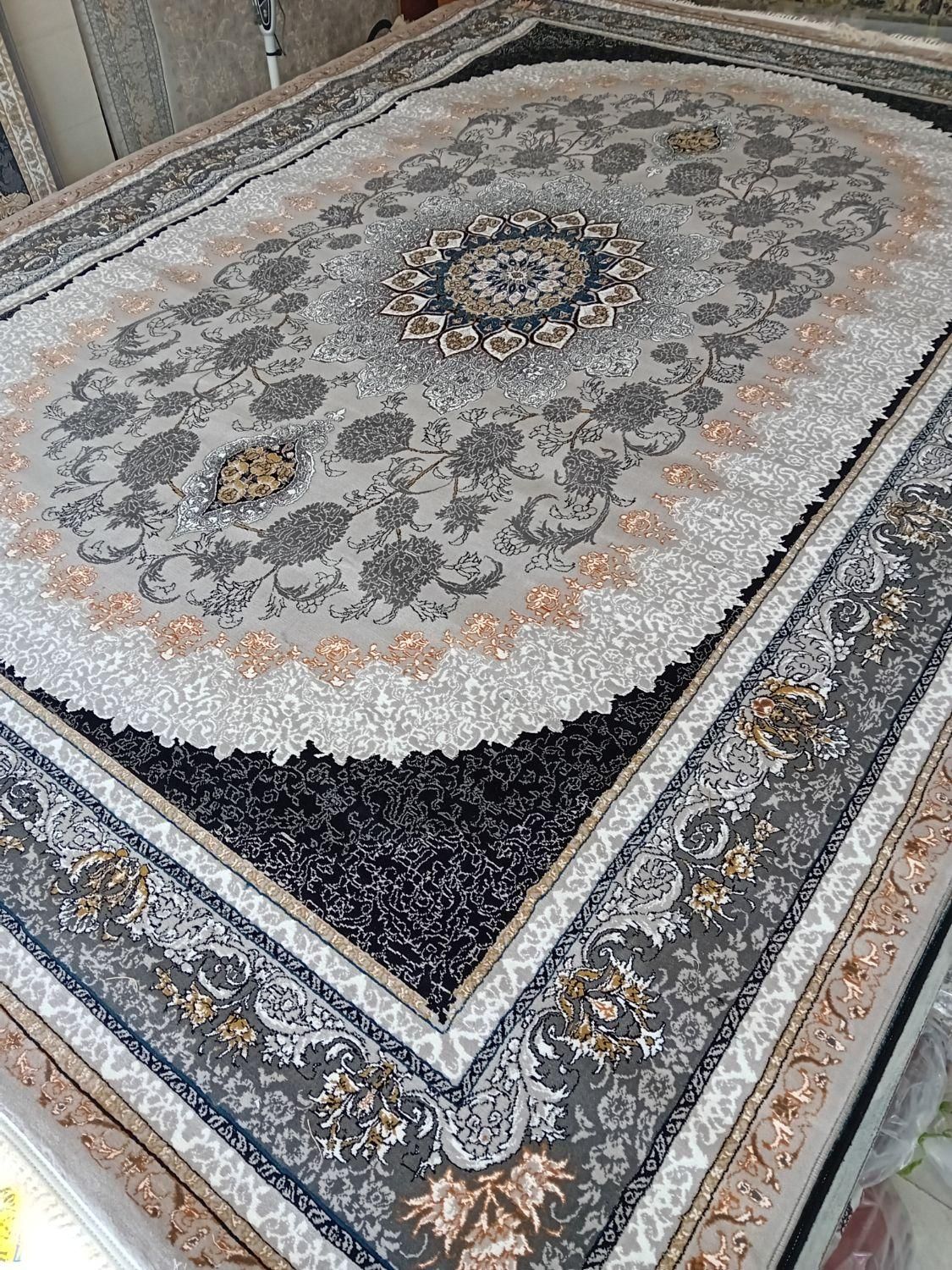 فرش سوگند ۱۲متری اقساطی کناره پادری|فرش|اصفهان, هفتون|دیوار