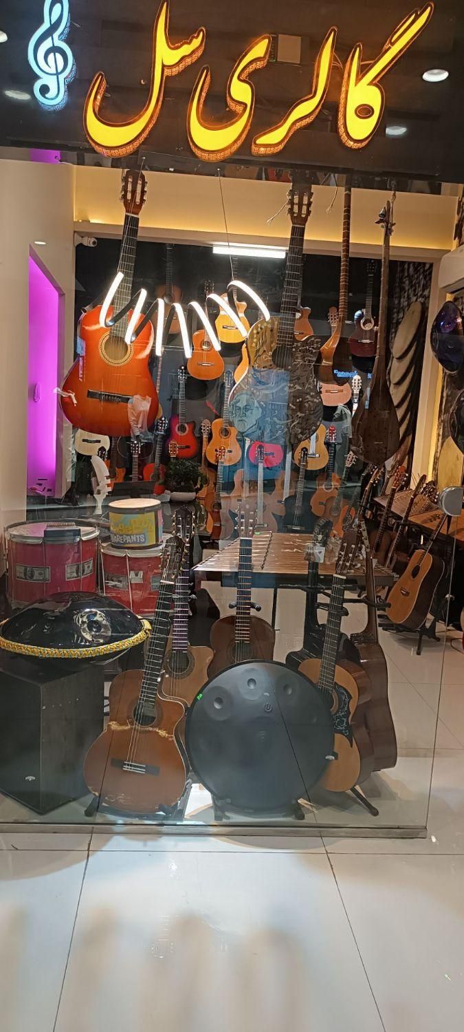 فروش گیتار هرنیس اقساط بدون پیش پرداخت|گیتار، بیس، امپلیفایر|نیشابور, فردوس شمالی|دیوار