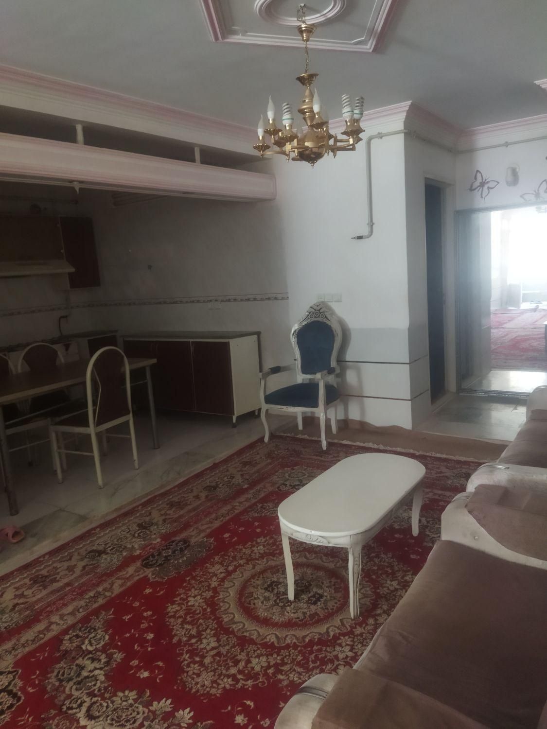 سوییت ۷۰ متری همکف سرویس کامل مبلغ پارکینگ سوا ست|اجارهٔ کوتاه‌مدت آپارتمان و سوئیت|زنجان, |دیوار