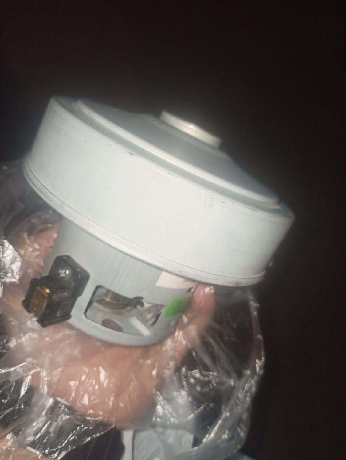 موتور جاروبرقی 1800w|جاروبرقی، جارو شارژی، بخارشو|تهران, شهرک ولیعصر|دیوار