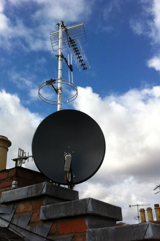 نصاب نصب آنتن ثابت و گردان بومهن رودهن پردیس خرمدش|خدمات پیشه و مهارت|بومهن, |دیوار