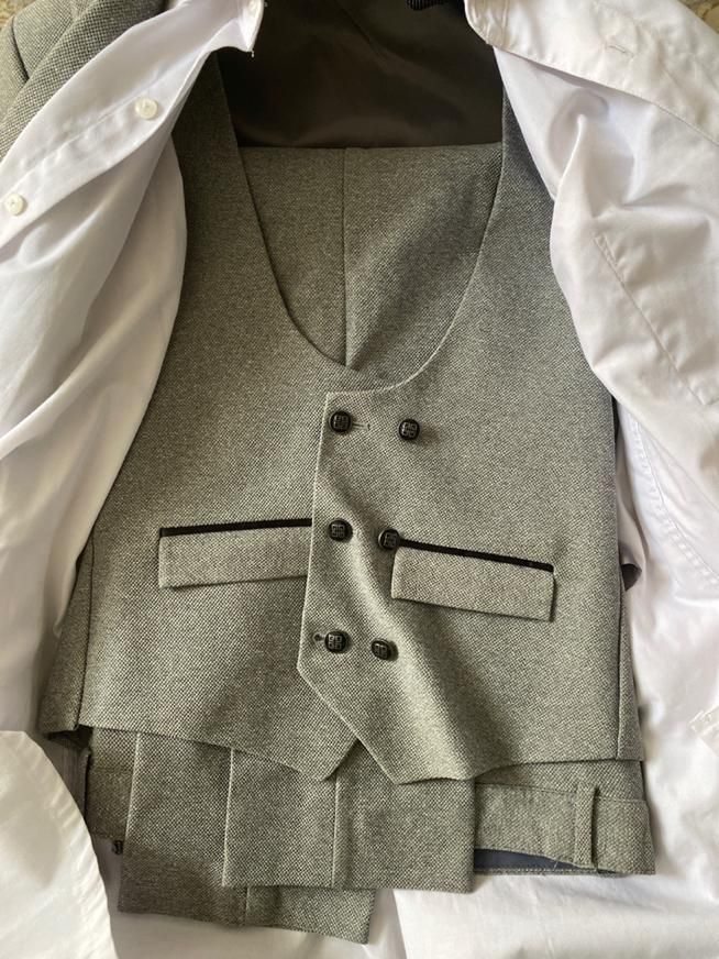 کت شلوار همراه جلیقه طوسی سایز ۴۴|لباس|فولادشهر, فولادشهر|دیوار