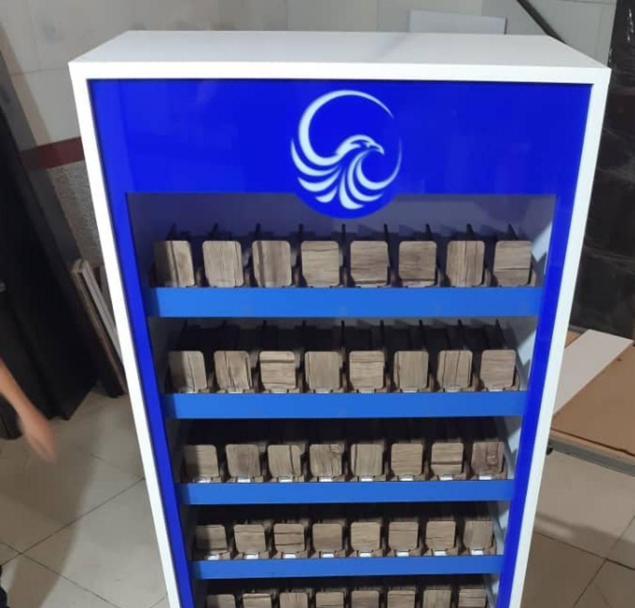 جا سیگاری قفسه و استند سیگار و تنباکو مدل سیمرغ|فروشگاه و مغازه|شیراز, پارک کوهستانی بوستان|دیوار