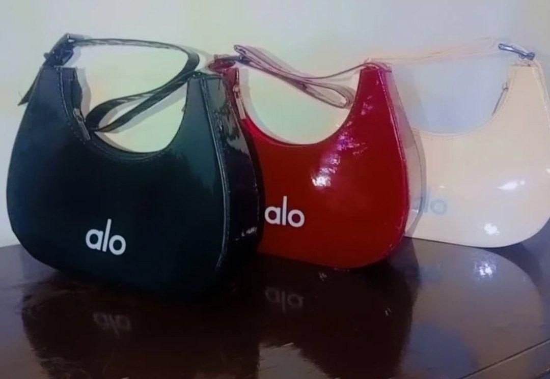 انواعکیفزنانهباکیفیتبالاوقیمتمناسب|کیف، کفش، کمربند|سبزوار, باهنر|دیوار