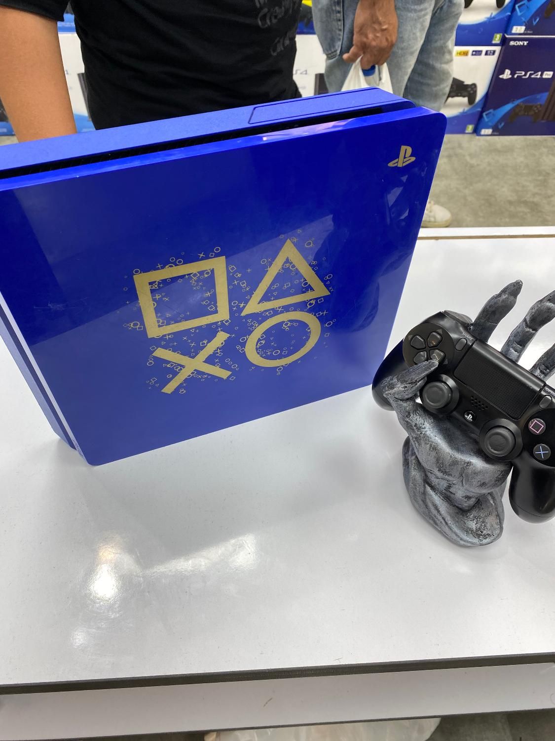 ps4 slim|کنسول، بازی ویدئویی و آنلاین|کرج, اصفهانی‌ها|دیوار
