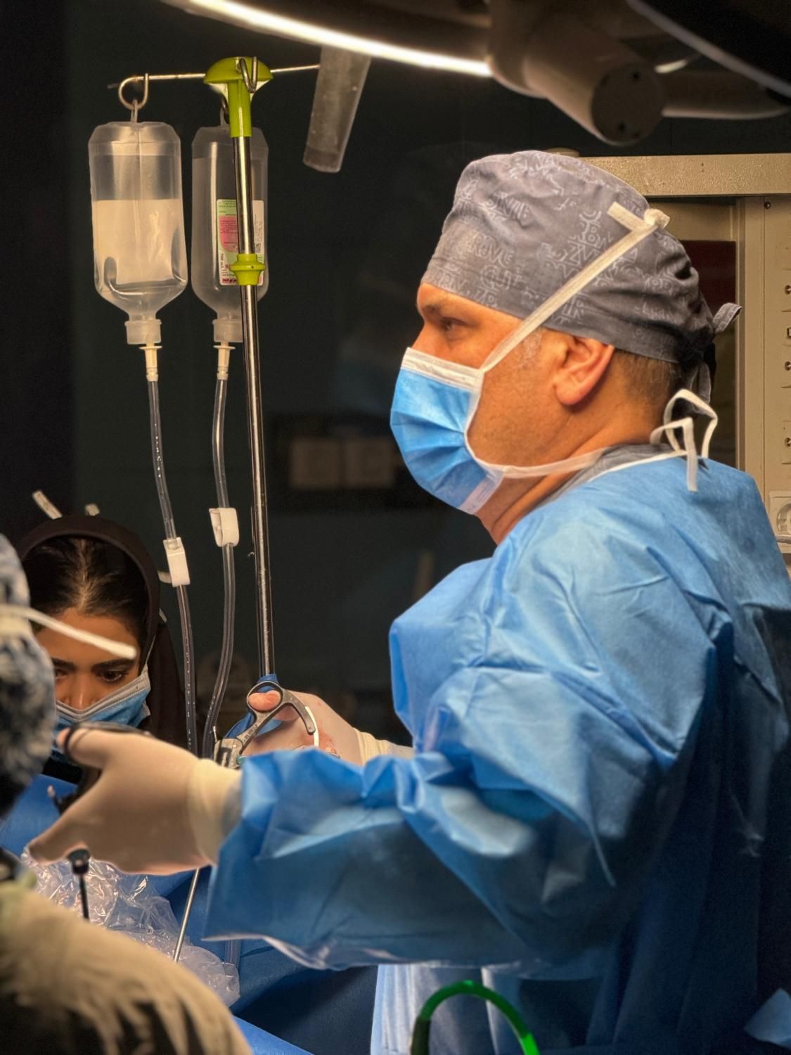 جراحی زیبایی و درمانی دکتر ارسلان شیرویه|خدمات آرایشگری و زیبایی|آمل, |دیوار