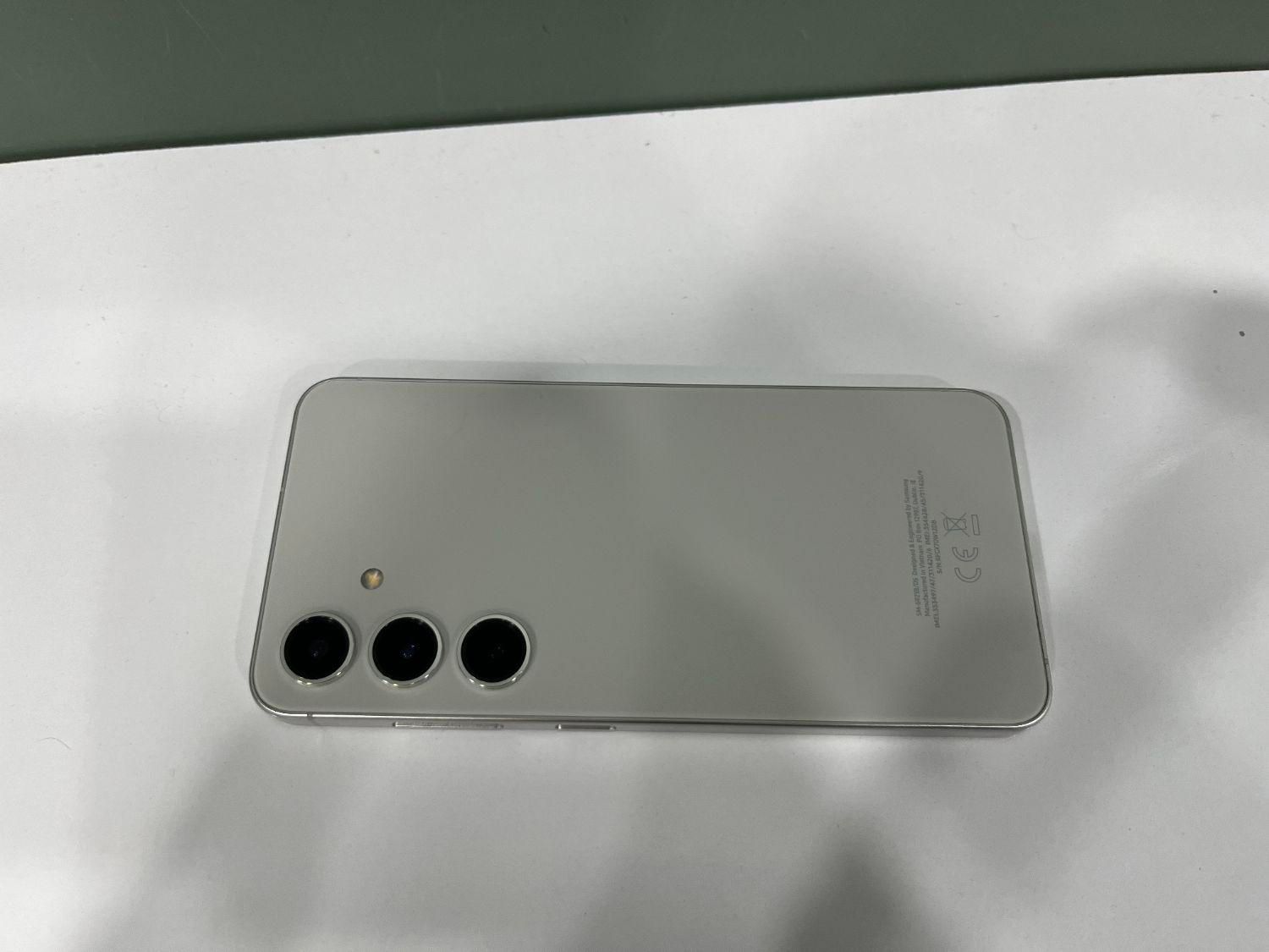 سامسونگ +Galaxy S24 با حافظهٔ ۲۵۶ گیگابایت|موبایل|شیراز, ریشمک|دیوار