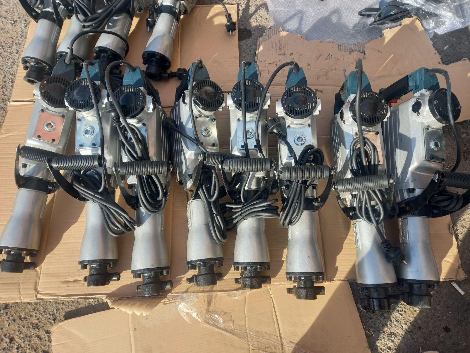 اجاره موتور برق و چکش تخریب سنگین و سبک|خدمات پیشه و مهارت|اهر, |دیوار