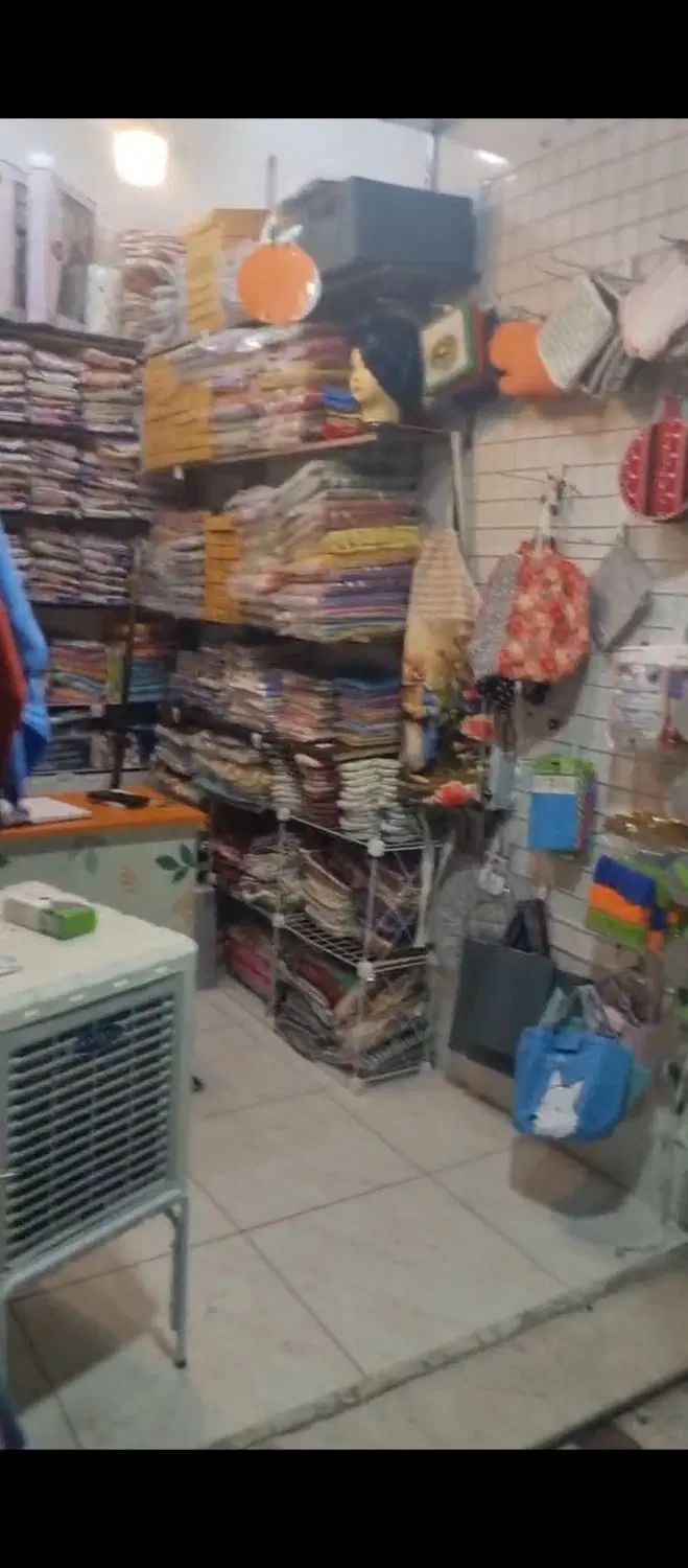 فروش مغازه بازار انقلاب(بازار روز)|فروش مغازه و غرفه|کرج, برغان|دیوار