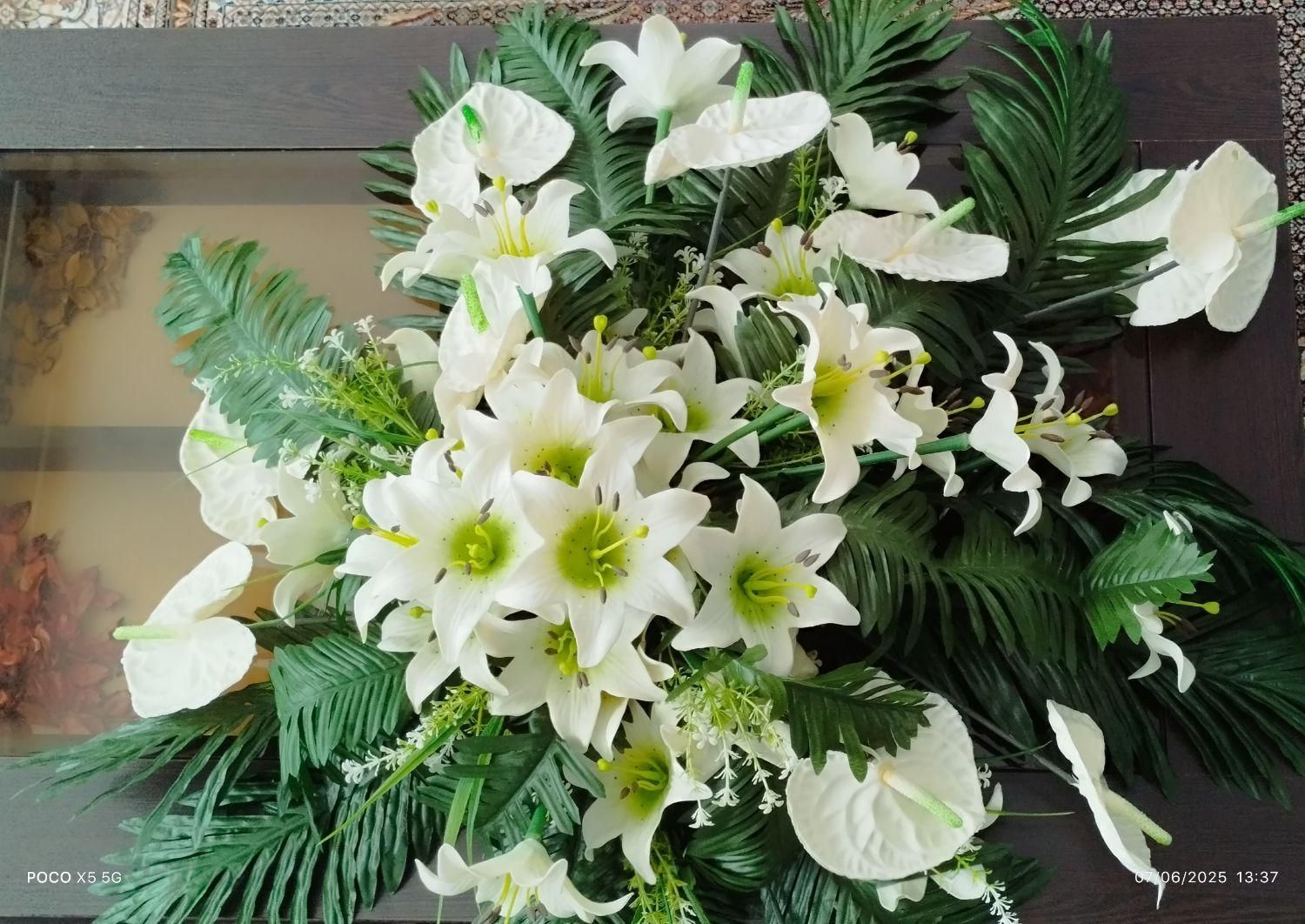 گل مصنوعی برای تزئین ماشین عروس|گل مصنوعی|ارومیه, |دیوار