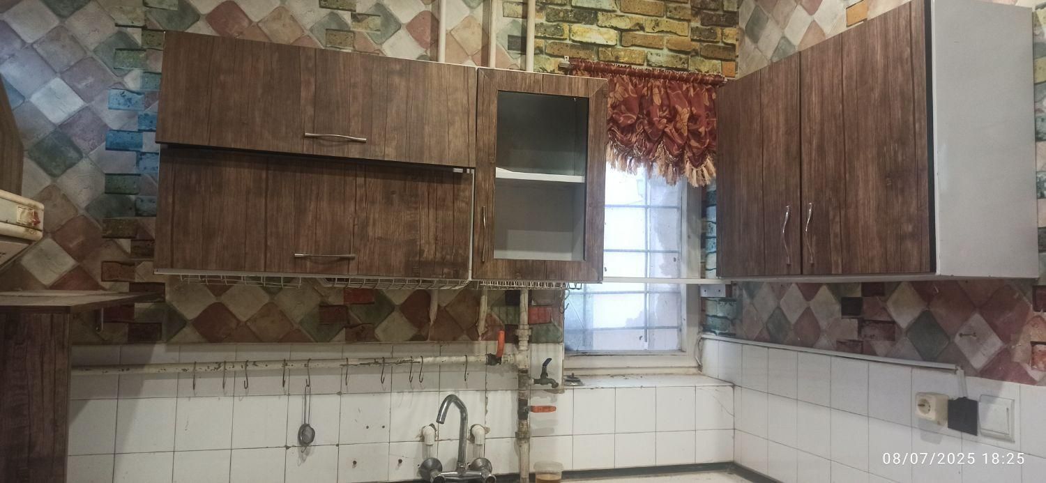 کابینت بهمراه سینک و هود|آب‌چکان و نظم‌دهنده ظروف|بندرعباس, |دیوار