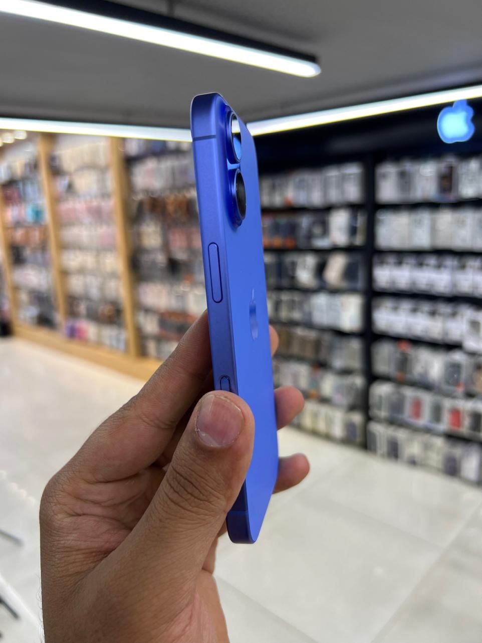 اپل iPhone 16 با حافظهٔ ۱۲۸ گیگابایت|موبایل|فردیس, |دیوار