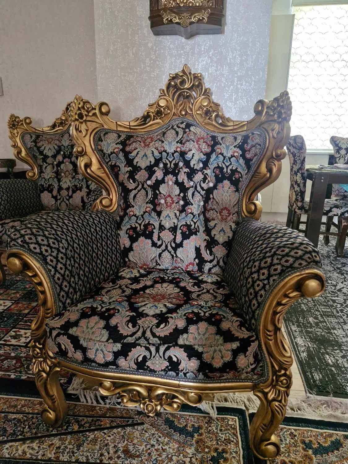 مبلمان ۹ نفره سلطنتی میز ناهارخوری خوری و میز عسلی|مبلمان خانگی و میز عسلی|بومهن, |دیوار