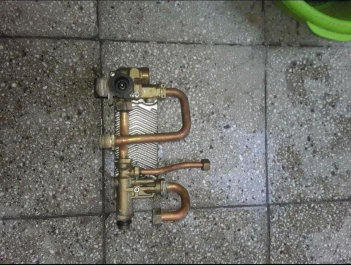 تعمیرکار پکیج سرویسکار ابگرمکن دینام و بخاری|خدمات پیشه و مهارت|تهران, تهرانپارس غربی|دیوار