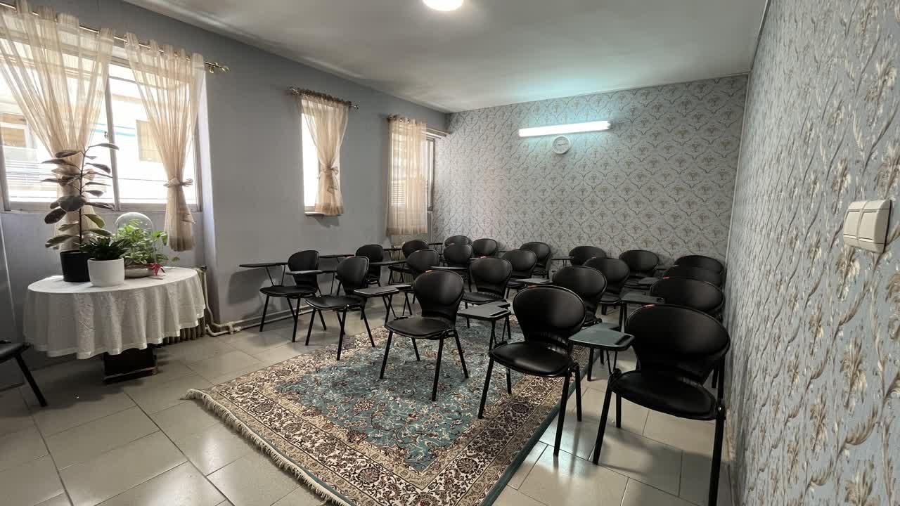 اجاره ساعتی دفتر کار ۳۰ متری در احمدآباد|اجارهٔ کوتاه‌مدت دفتر کار و فضای آموزشی|مشهد, احمدآباد|دیوار