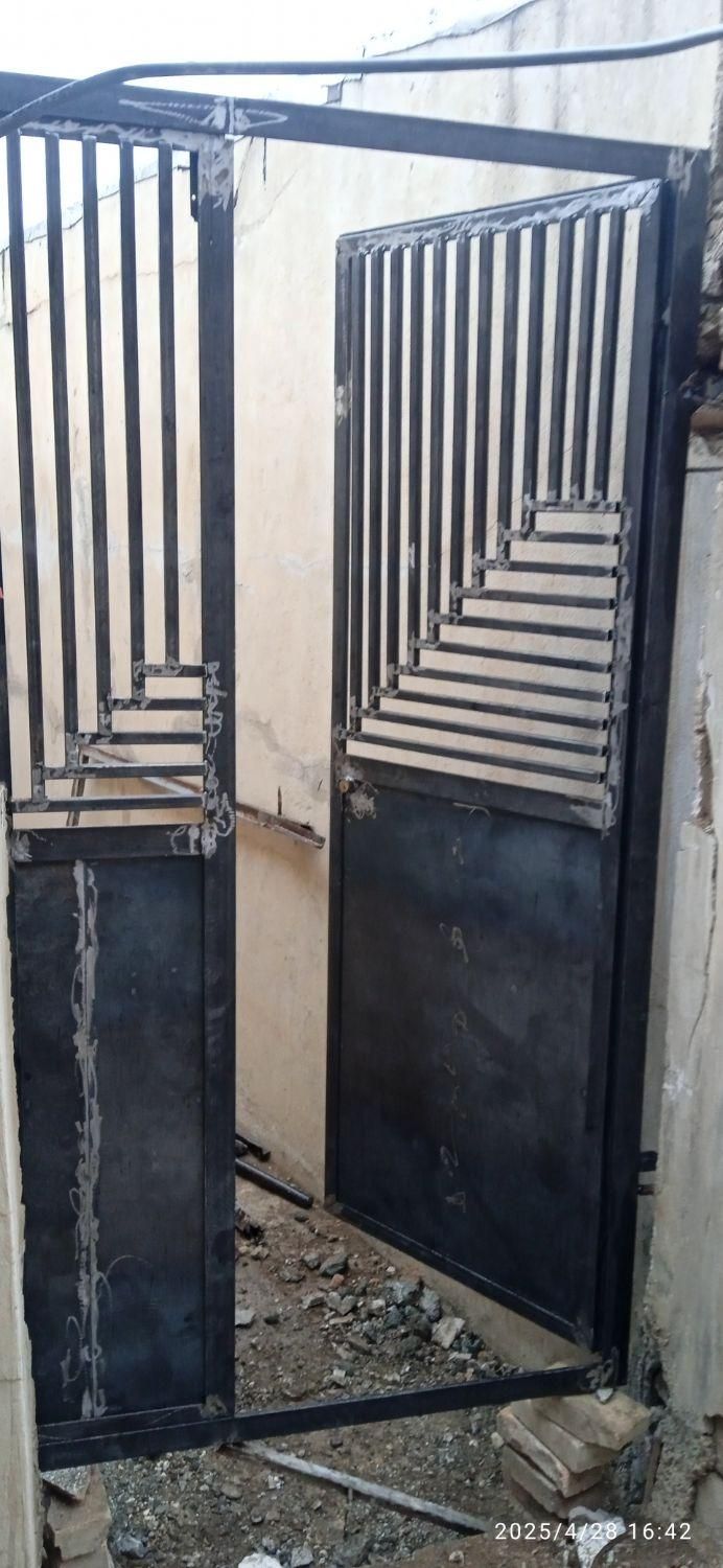 جوشکاری سیار حرفهای و تعمیرات فلزی وهواوگاز|خدمات پیشه و مهارت|سنندج, |دیوار