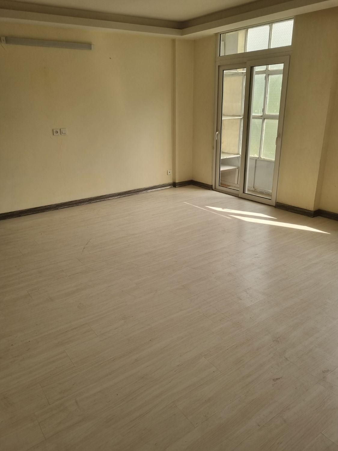 آپارتمان ۶۷ متری/دو خوابه/پارکینگ/علامه شمالی|فروش آپارتمان|تهران, آهنگ|دیوار