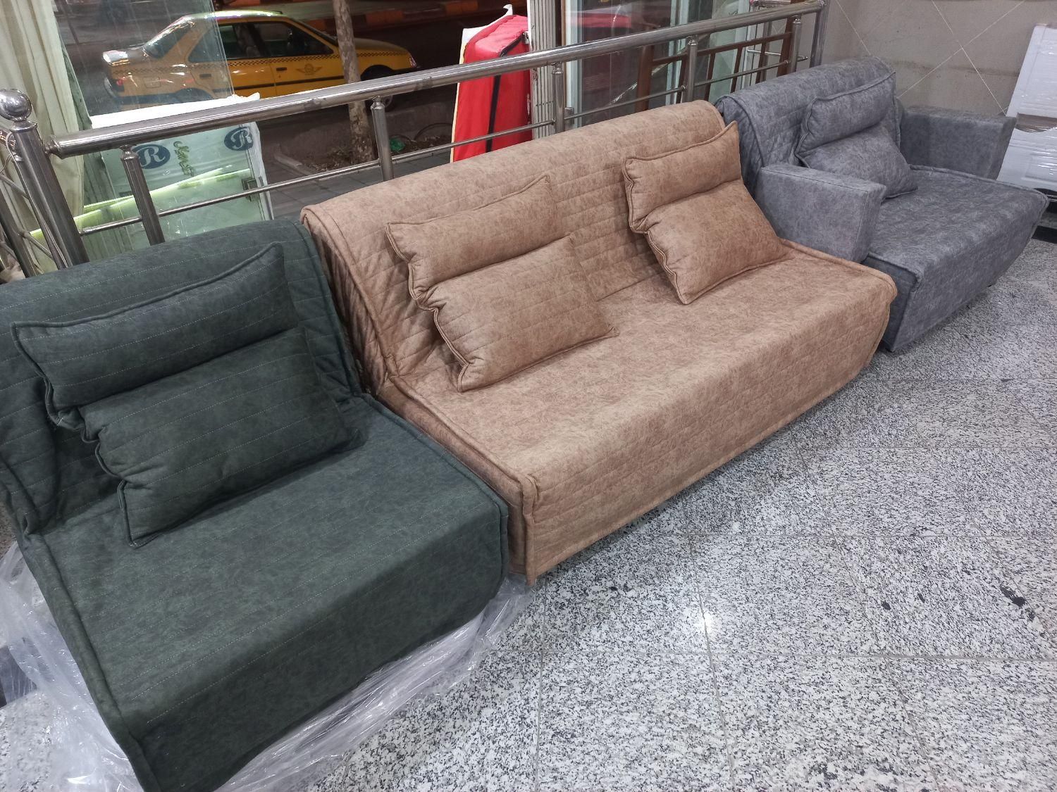 مبل تخت خواب شو(کاپری)|مبلمان خانگی و میز عسلی|قم, زاویه|دیوار