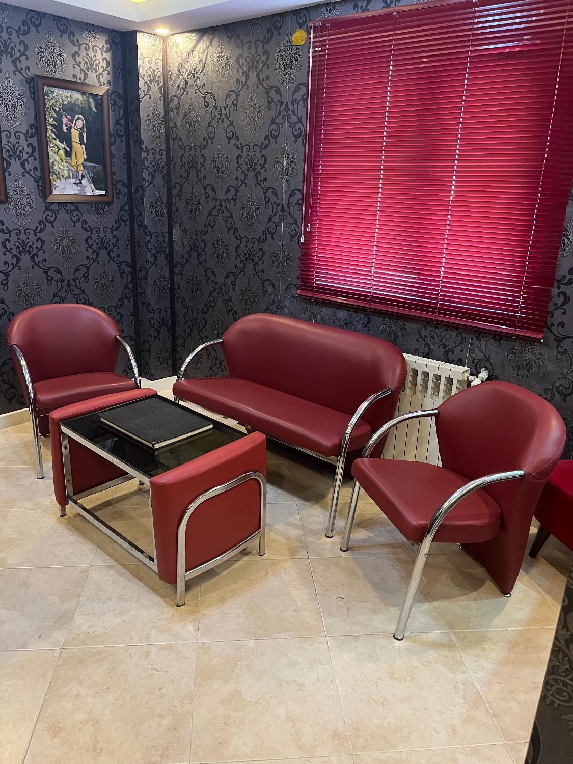 مبل نیم ست اداری صندلی مدیریت میز کامپیوتر|مبلمان اداری|رشت, معلم|دیوار