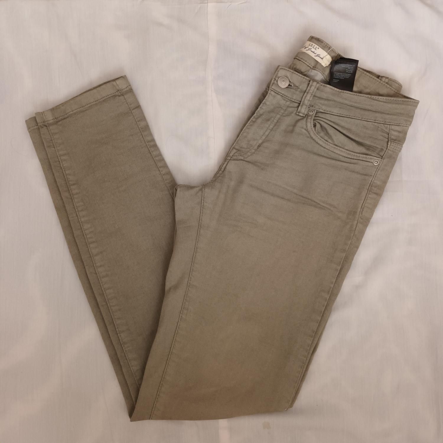 شلوار جین زنانه سبز سدری سایز ۳۸ مارک h&m|لباس|اصفهان, خواجو|دیوار