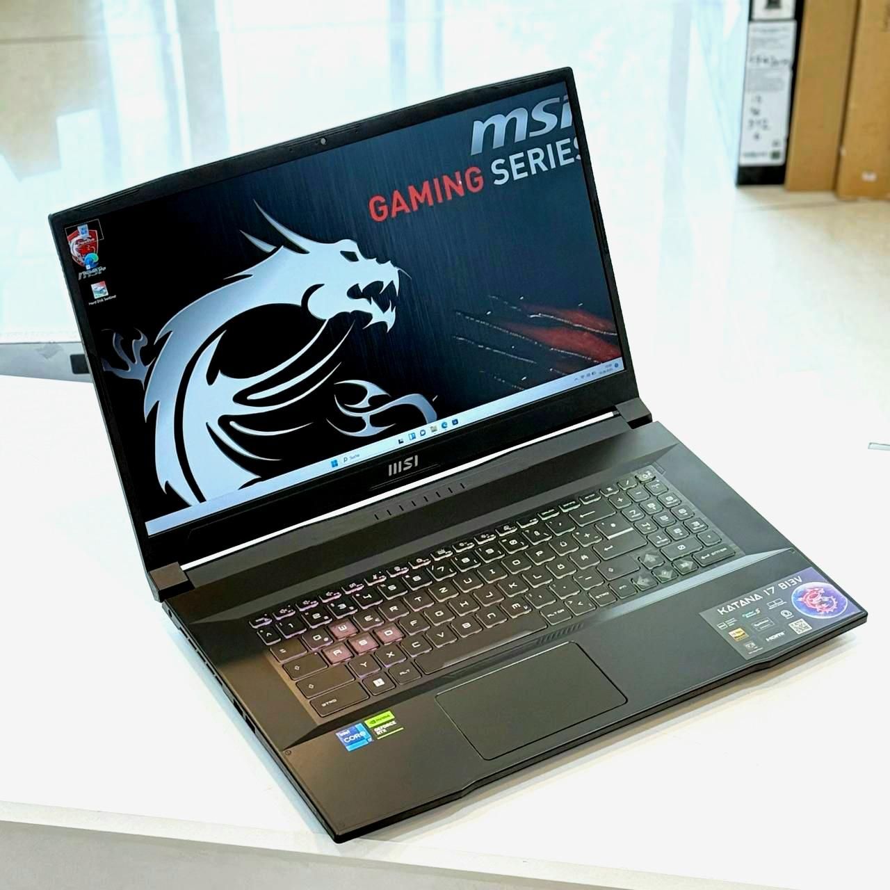 لپتاپ گیمینگ MSI Katana 17 B12V گرافیک RTX4070|رایانه همراه|شیراز, ملاصدرا|دیوار