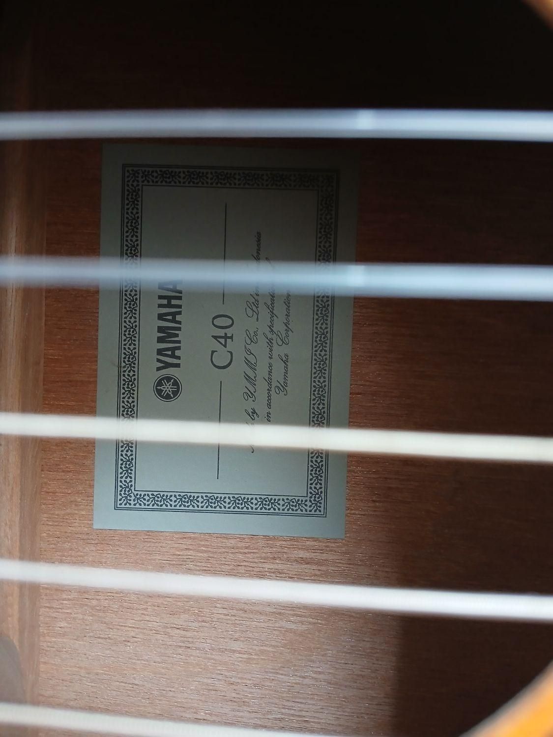 گیتارc40 اصلی نوی نو|گیتار، بیس، امپلیفایر|بجنورد, |دیوار