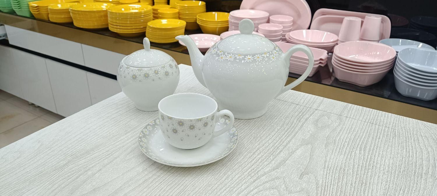 چینی زرین ۲۴ نفرە|ظروف سرو و پذیرایی|مریوان, |دیوار