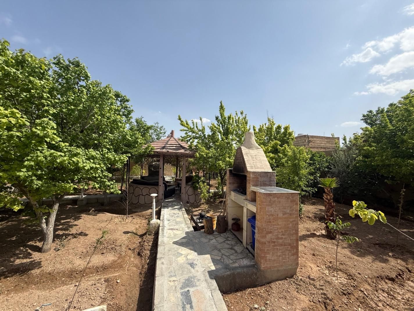 باغ ویلابا استخر وسالن جشن دوبلکس زرینشهر زرین شهر|اجارهٔ کوتاه‌مدت ویلا و باغ|لنجان, |دیوار