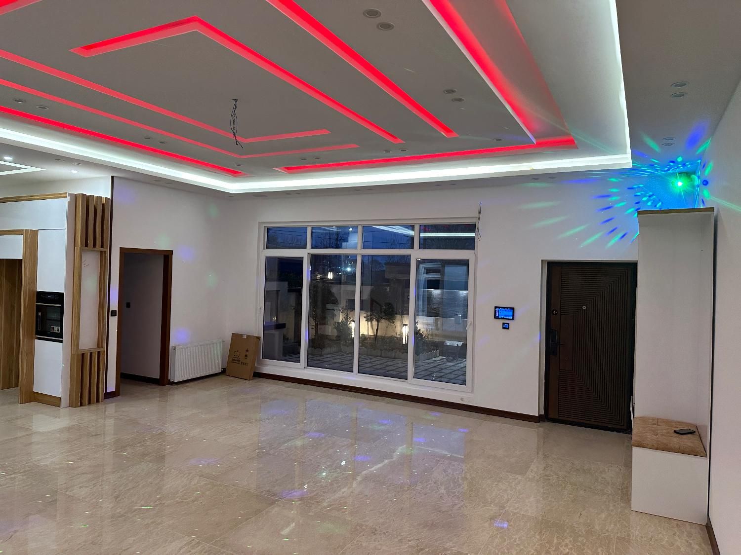 ویلا مدرن تریبلکس با ۴۲۰متر بنا نوساز شاهکار منطقه|فروش خانه و ویلا|ایزدشهر, |دیوار