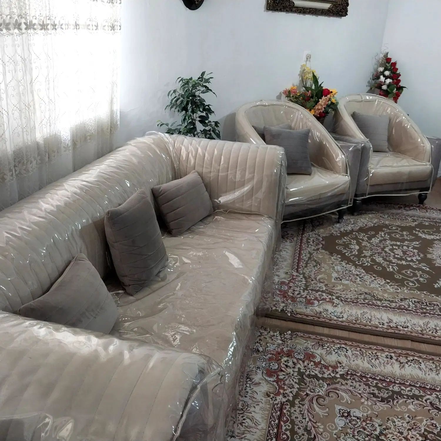 مبلمان ومیز نهارخوری در جهیزیه|مبلمان خانگی و میز عسلی|تهران, شهرک زینبیه|دیوار