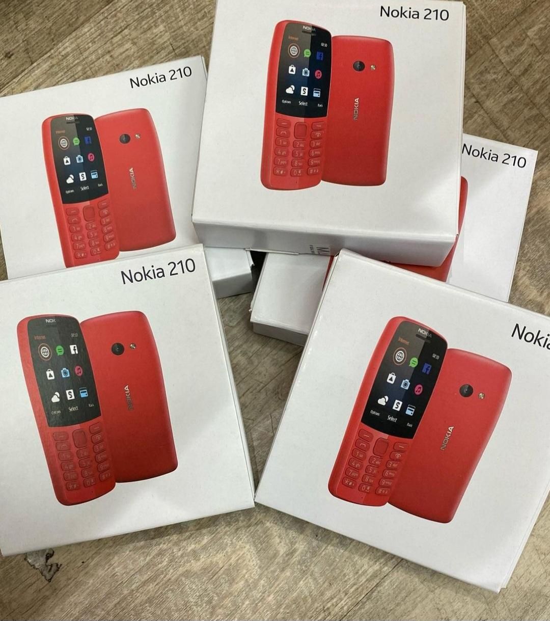 گوشی ساده نوکیا مدل ۲۱۰/پلمپ/دوسیم/رجیسترشده|موبایل|ارومیه, |دیوار