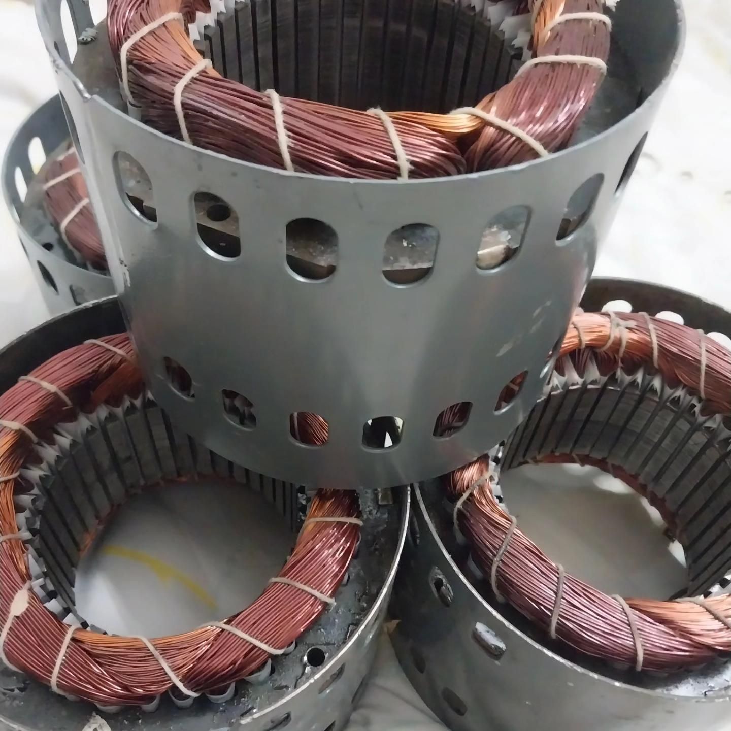 سیم پیچی انواع الکترموتورها|خدمات پیشه و مهارت|اصفهان, دوطفلان|دیوار