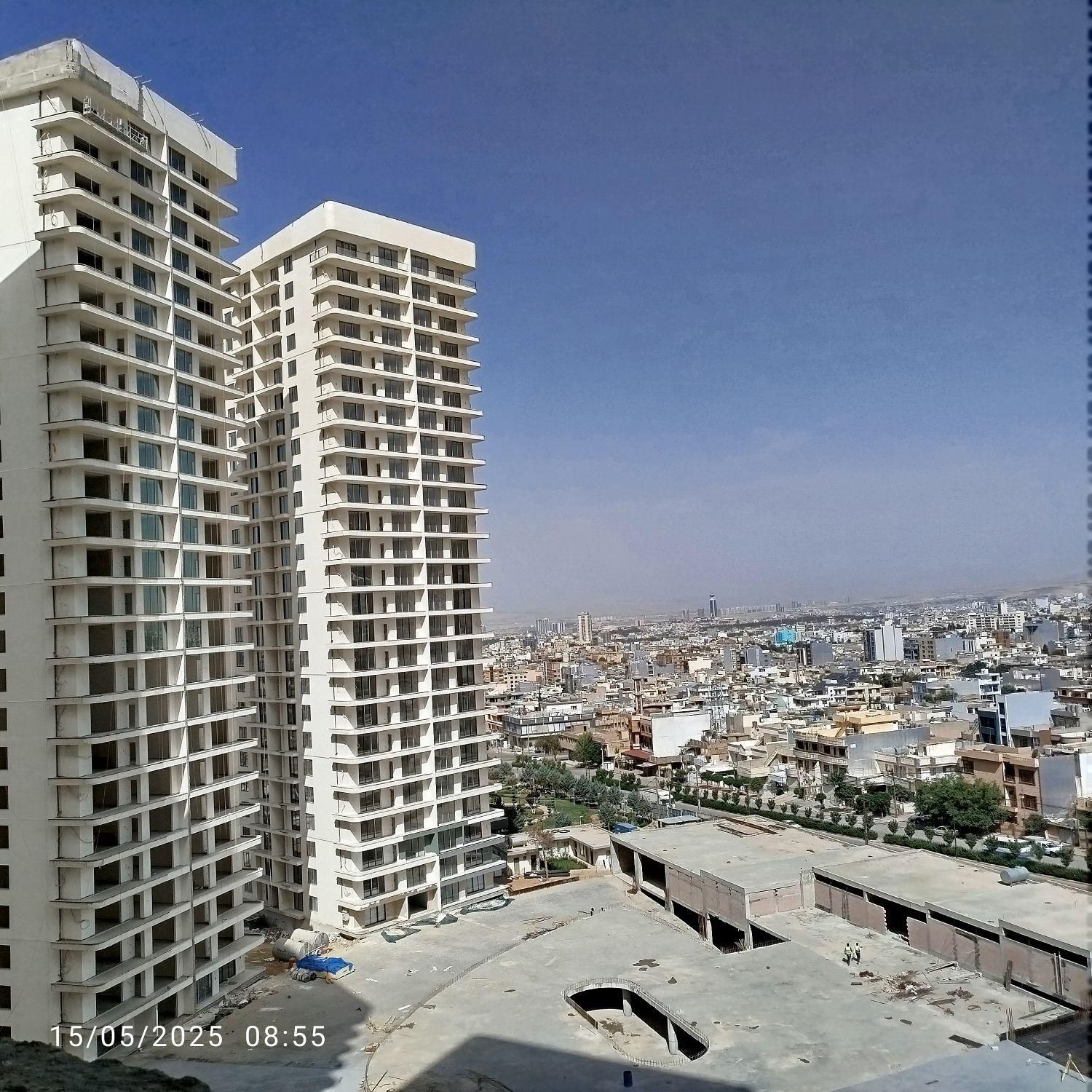 به یک نفر نیروی جوان کارگر ساده|استخدام معماری، عمران و ساختمانی|سقز, |دیوار