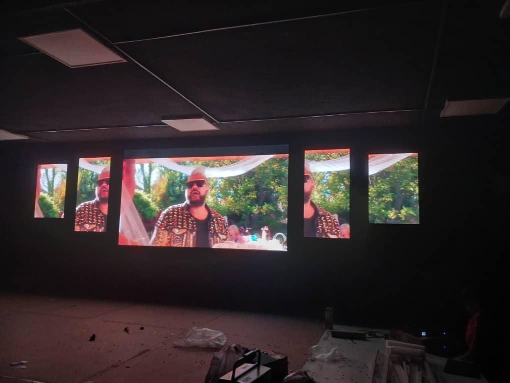 تلویزیون شهری tv وال|تلویزیون و پروژکتور|شیراز, اصلاحنژاد|دیوار