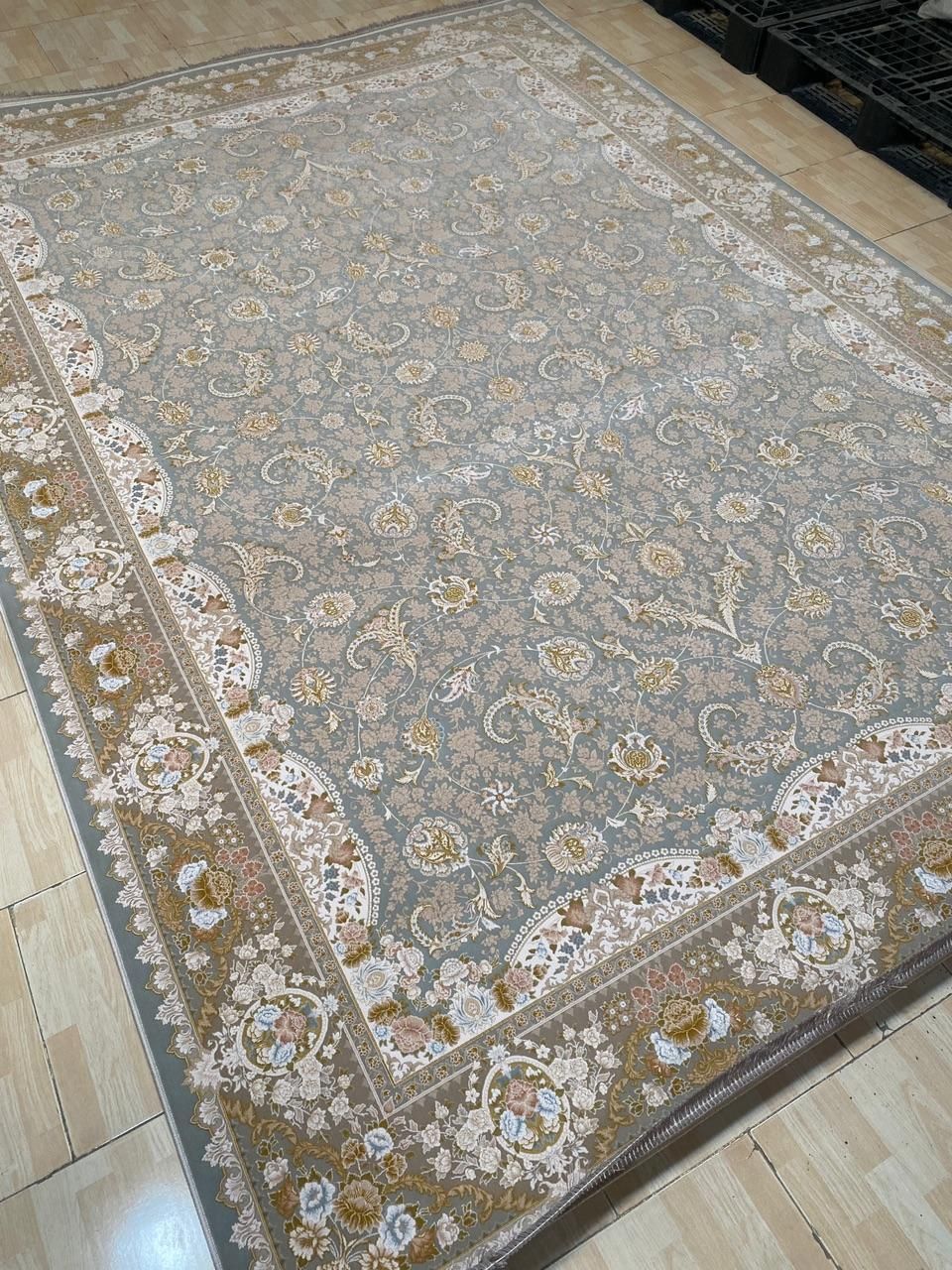 آری ن فرش. قالی. ارینن آری ن /|فرش|کرمان, |دیوار