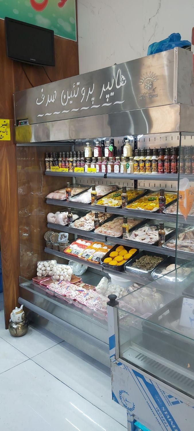 کارگر مرغ و ماهی ماهر|استخدام خدمات فروشگاه و رستوران|تهران, تهرانپارس غربی|دیوار