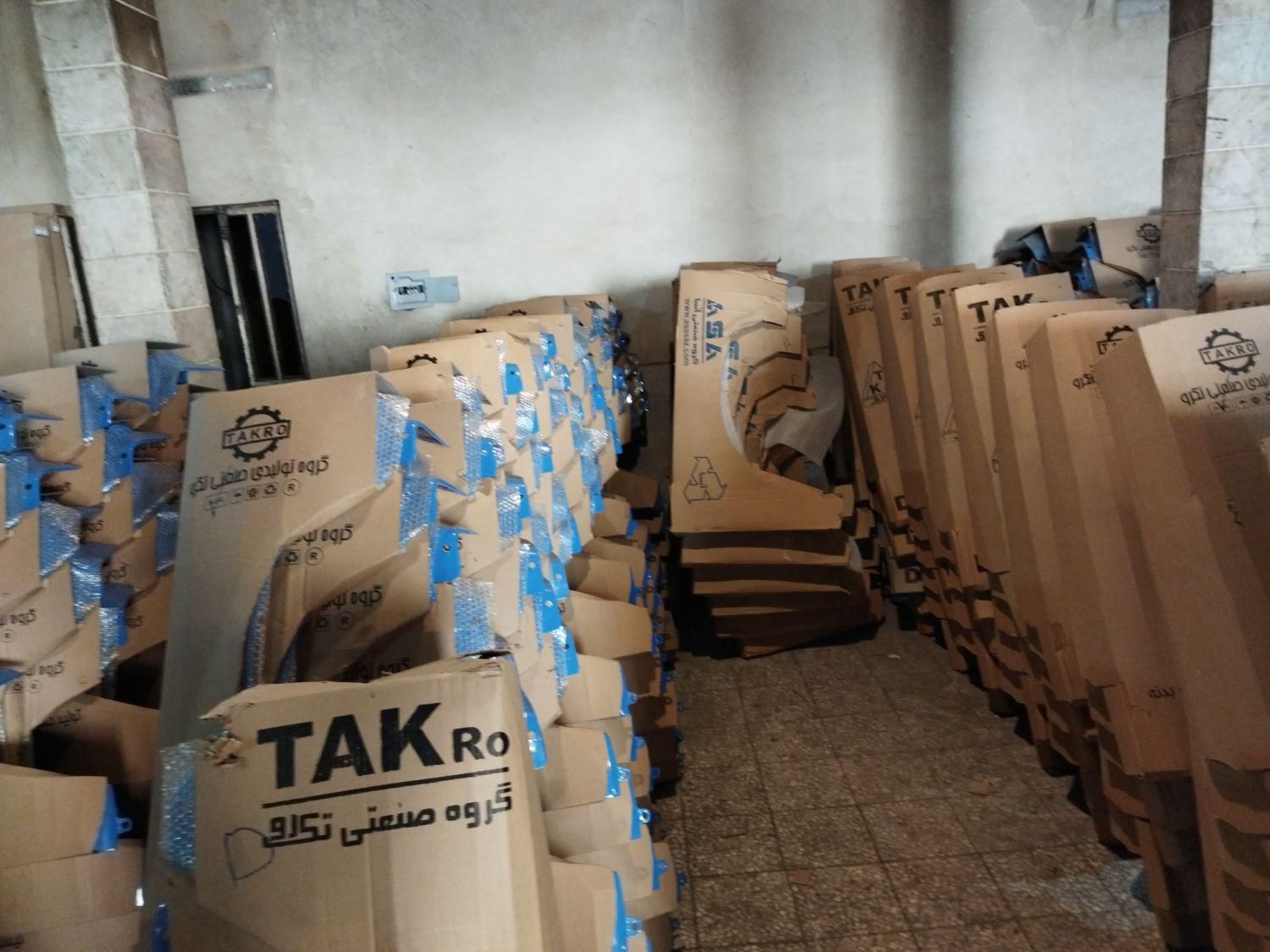 لوازم نیسان،قطعات بدنه کاپوت گلگیرسپر جلو و صندلی|قطعات یدکی و لوازم جانبی|تهران, مسعودیه|دیوار