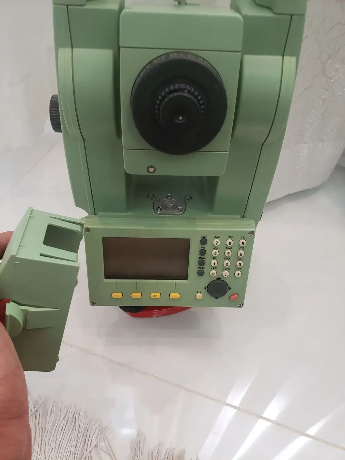 دوربین نقشه برداری توتال استیشن لایکا TCR805|ماشین‌آلات صنعتی|تهران, شهرک گلها|دیوار