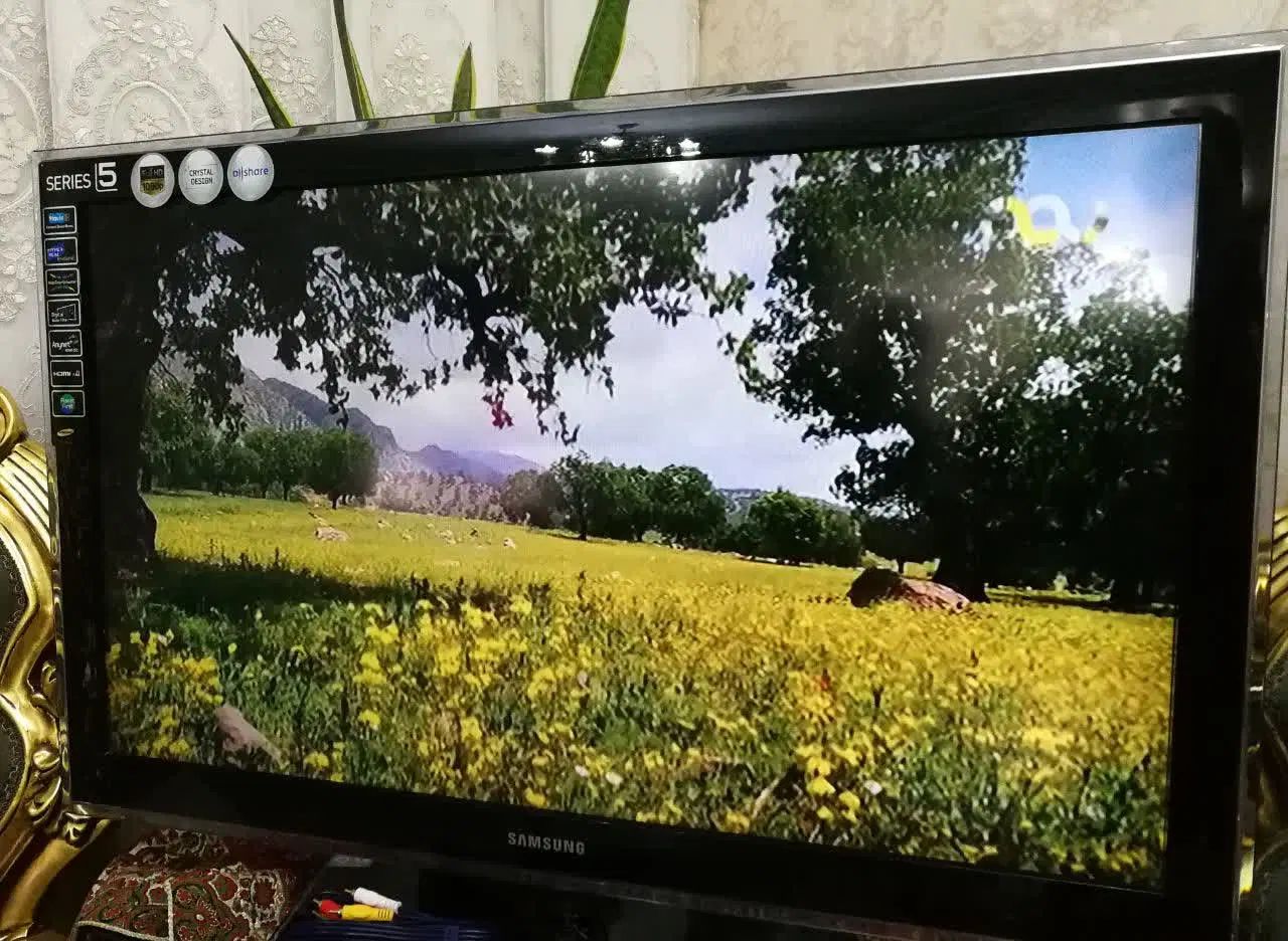 تلویزیون ۴۲ اینچ Samsung|تلویزیون و پروژکتور|تهران, استخر|دیوار