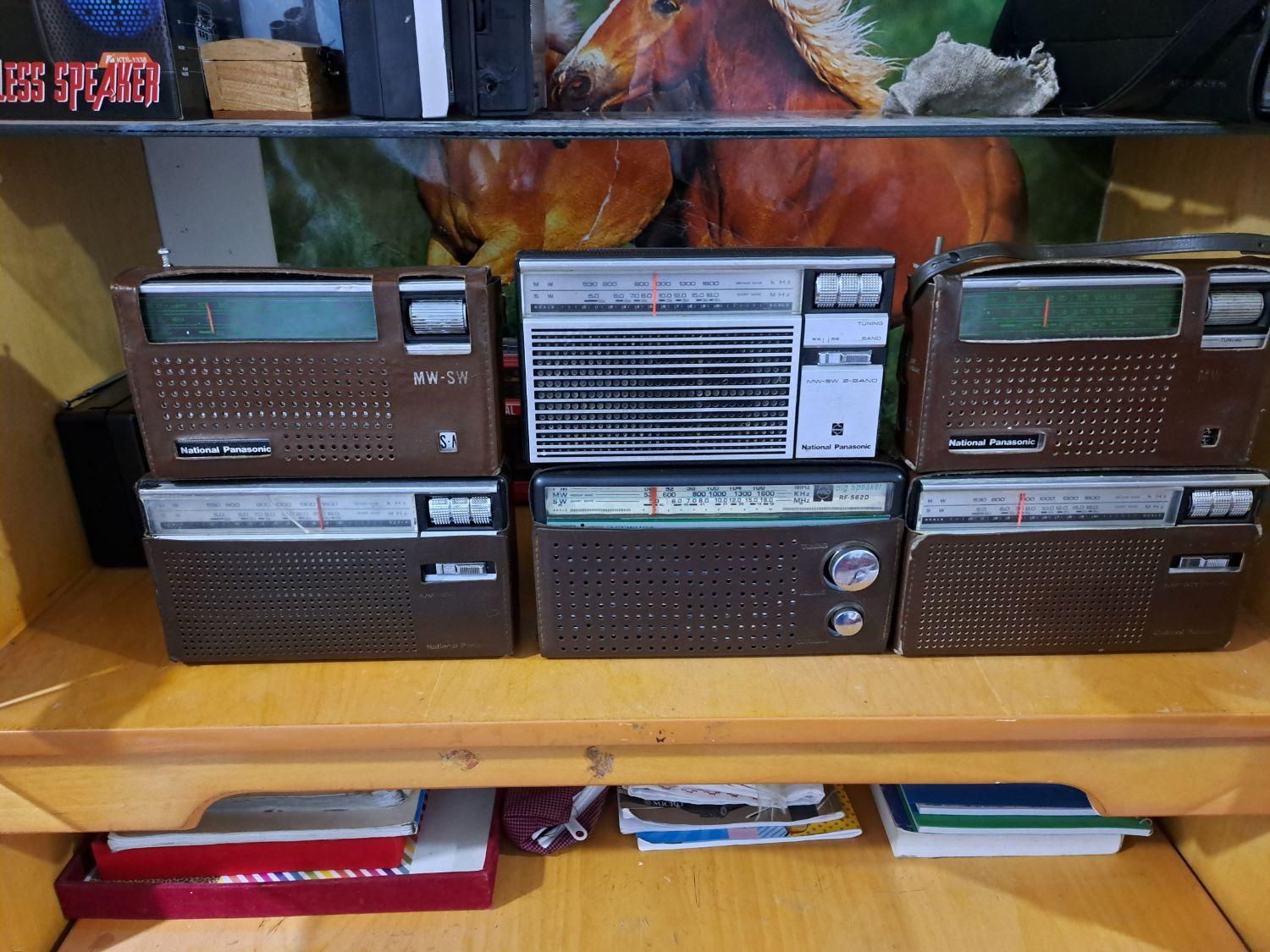 رادیوهای عتیقه ژاپنی با گیرندگی بالا|کلکسیون اشیاء عتیقه|ملکآباد, |دیوار