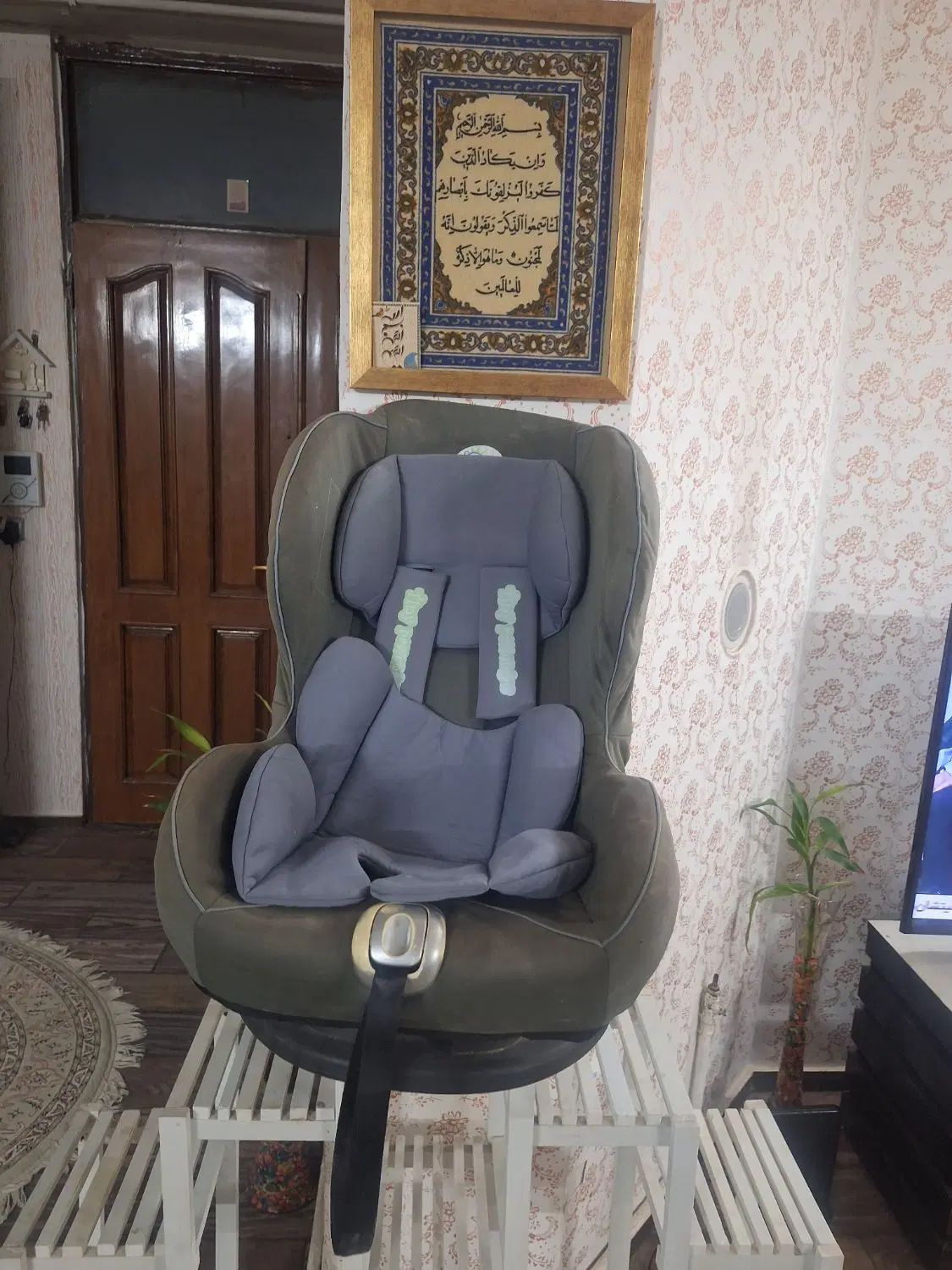 صندلی کودک خودرو|تخت و صندلی بچه|مشهد, حجاب (شهرک غرب)|دیوار