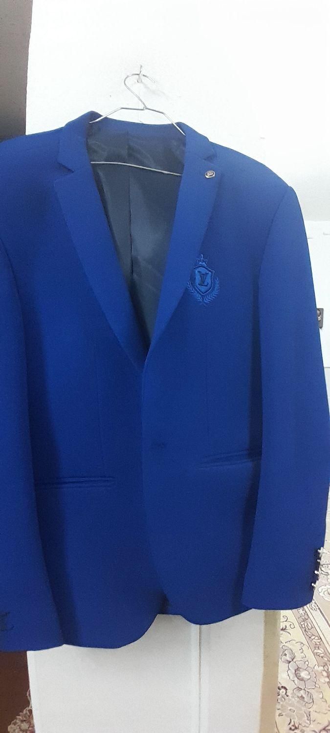 کت وشلوار نو اصلا استفاده نشده|لباس|آران و بیدگل, |دیوار