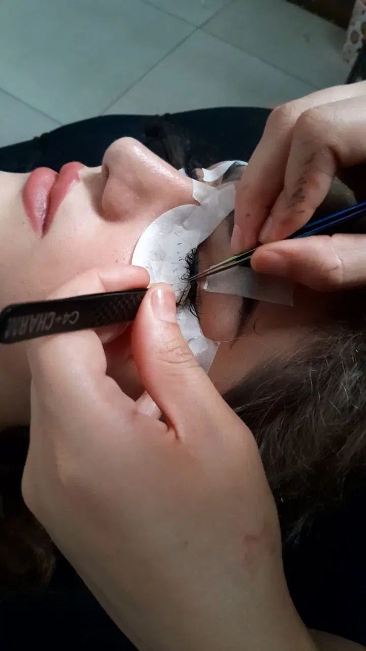 تخفیف ویژه آموزش اکستنشن مژه لیفت ابرو کاشت مژه|خدمات آرایشگری و زیبایی|زاهدان, |دیوار