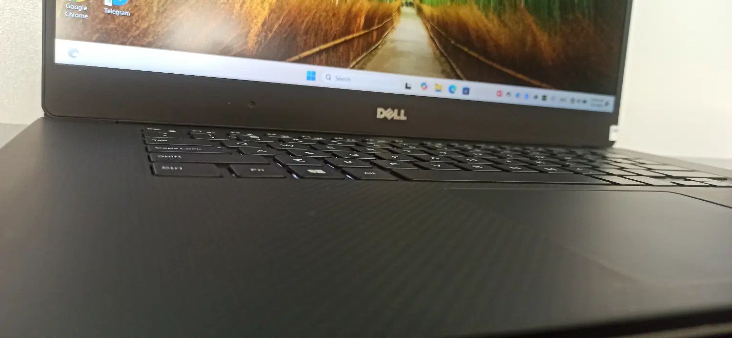 لپ تاپ دل XPS 15 9560 گرافیک 1050 4گیگ پردازنده HQ|رایانه همراه|تهران, میدان ولیعصر|دیوار