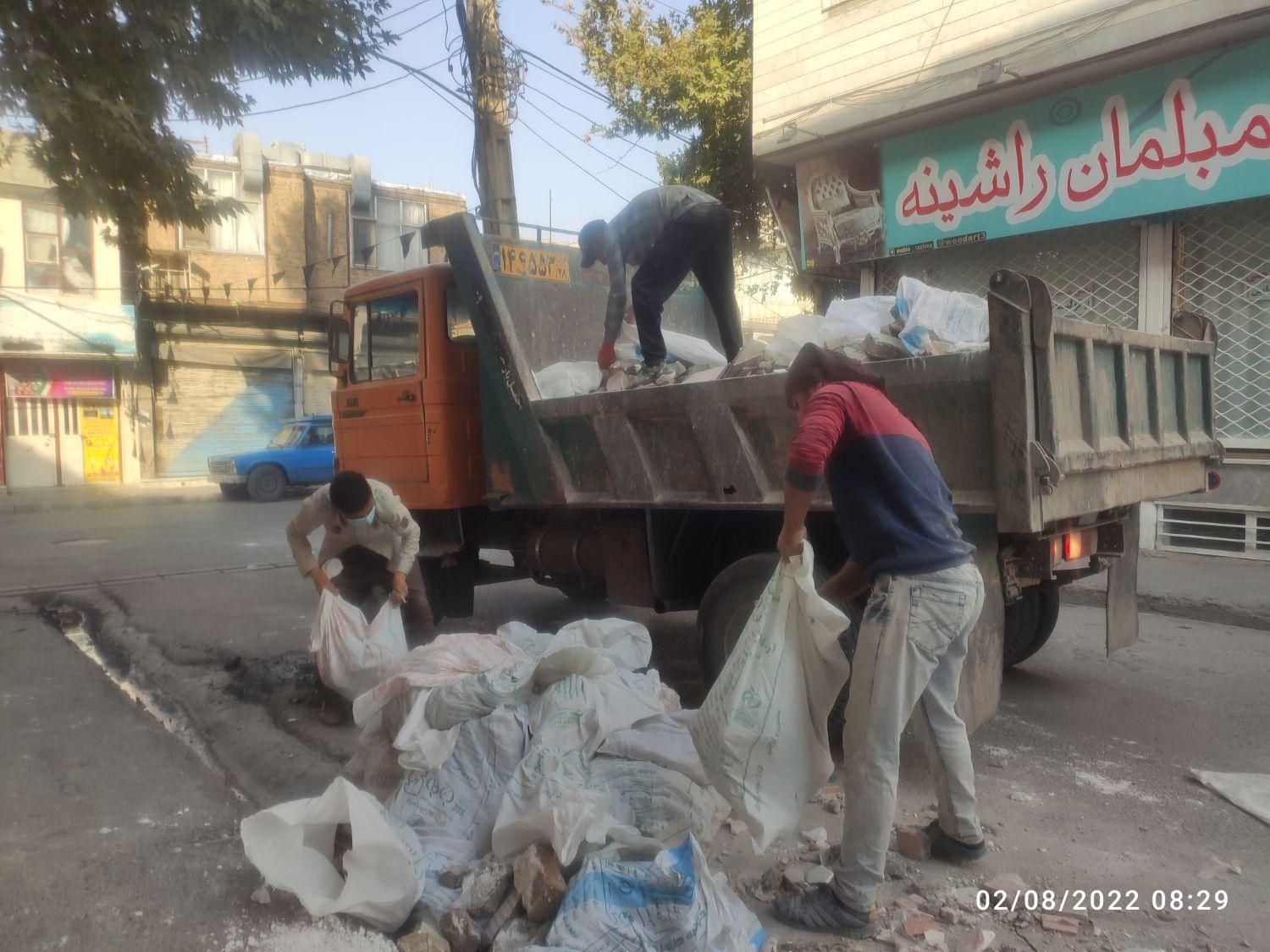 حمل نخاله با خاور و بابکت و کارگر، توزیع مصالح|خدمات حمل و نقل|کرج, گلشهر|دیوار