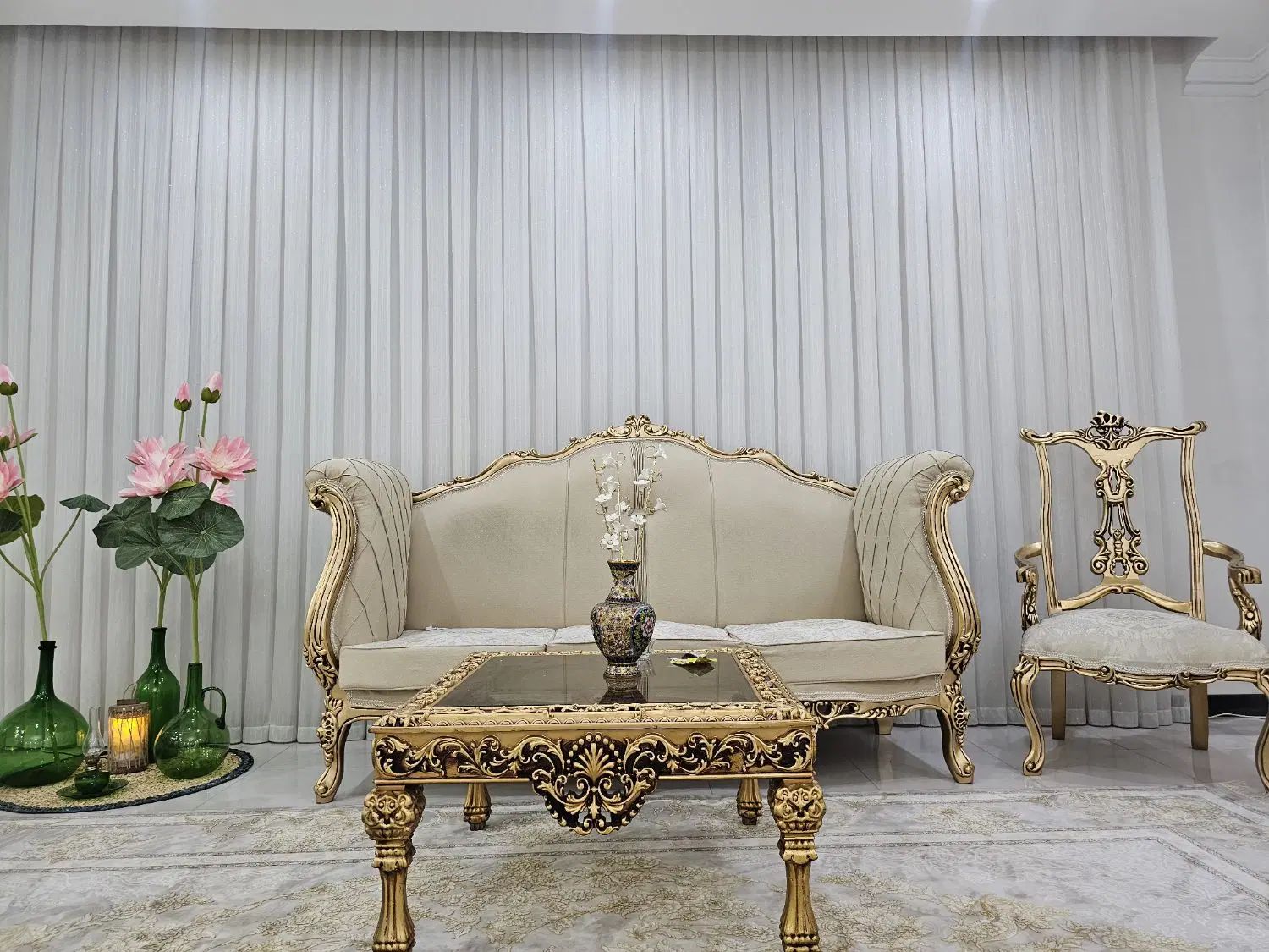 مبلمان سلطنتی با جلو مبلی|مبلمان خانگی و میز عسلی|قدس, شهرقدس|دیوار