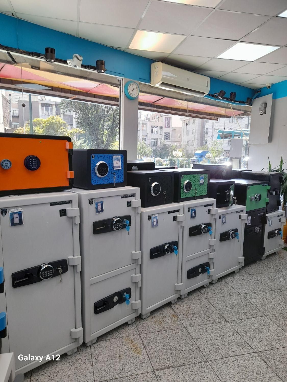 گاو صندوق نسوز گنجینه|فروشگاه و مغازه|تهران, بهار|دیوار